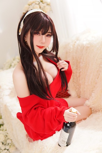 07_Yor_Housewife_7