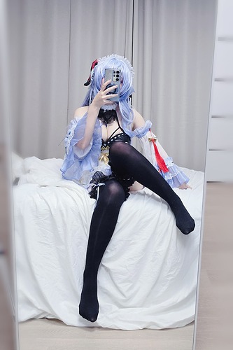 17_Maid_Ganyu_17